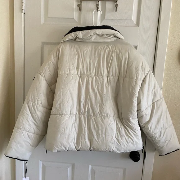 Calvin Klein Puffer jacket - Picture 2 of 12